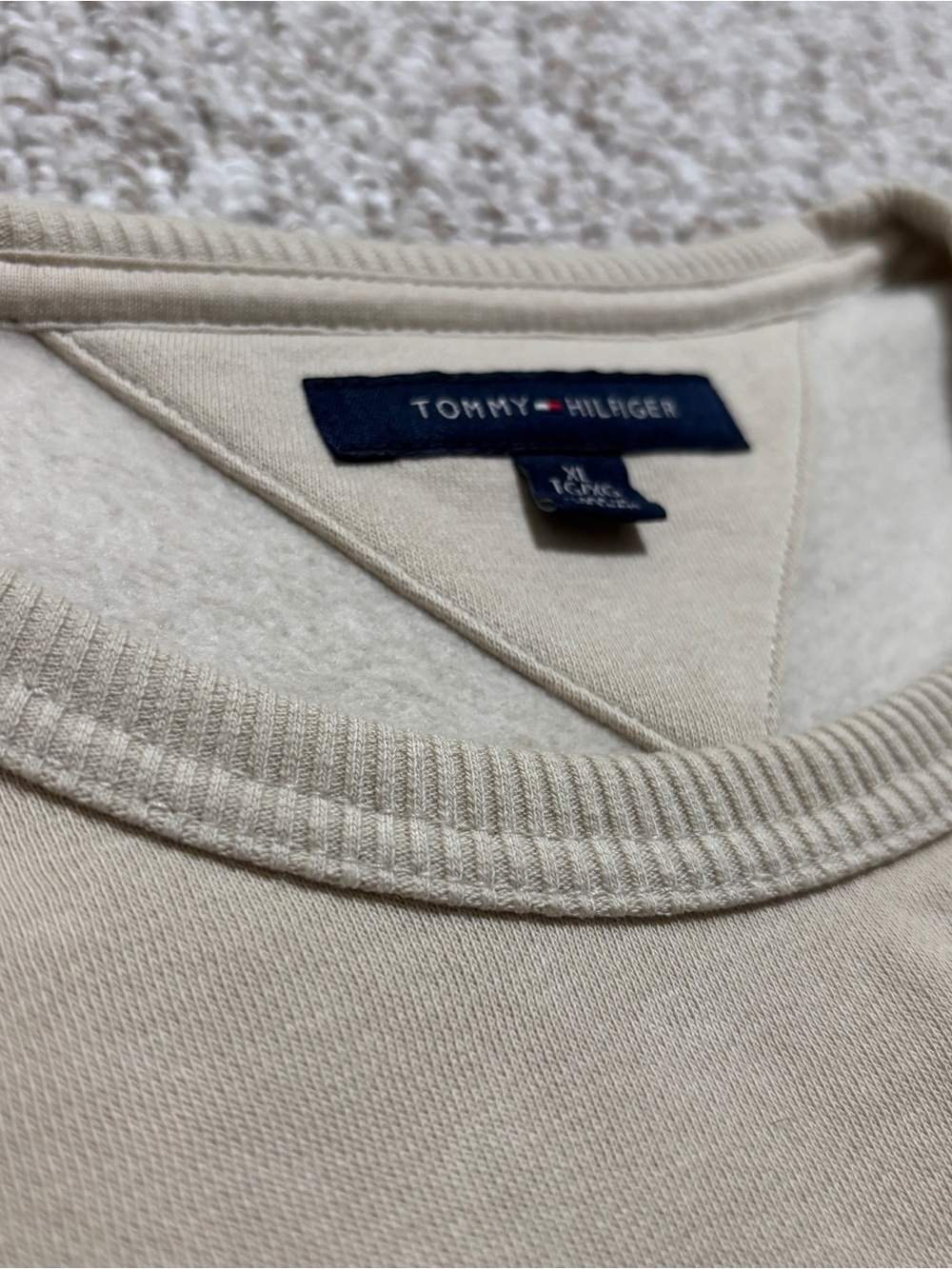 Tommy Hilfiger Men’s Embroidered Signature Flag Crewneck Sweatshirt Beige XL - Picture 9 of 11